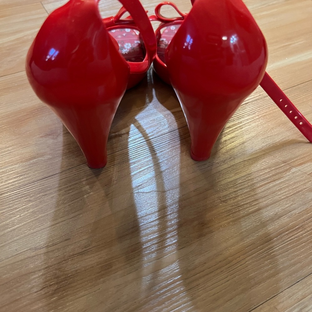 Melissa Red Floral Bow Ankle-Strap Sandals - Picture 9 of 16